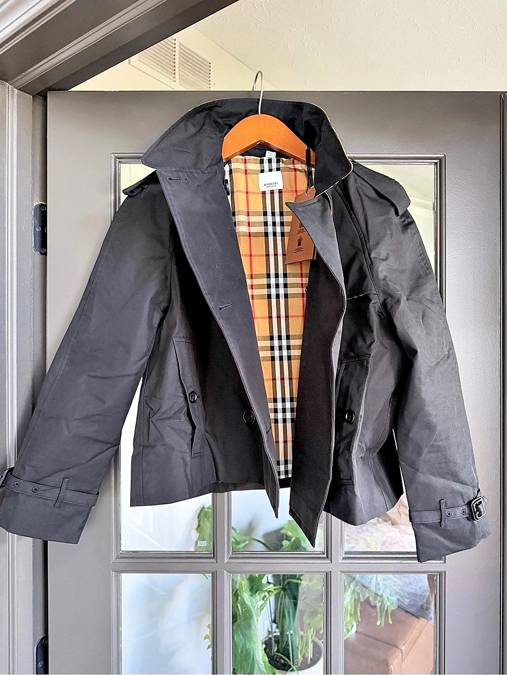 Burberry Cropped Gabardine Mayfair Trench Jacket Medium Black & Tan